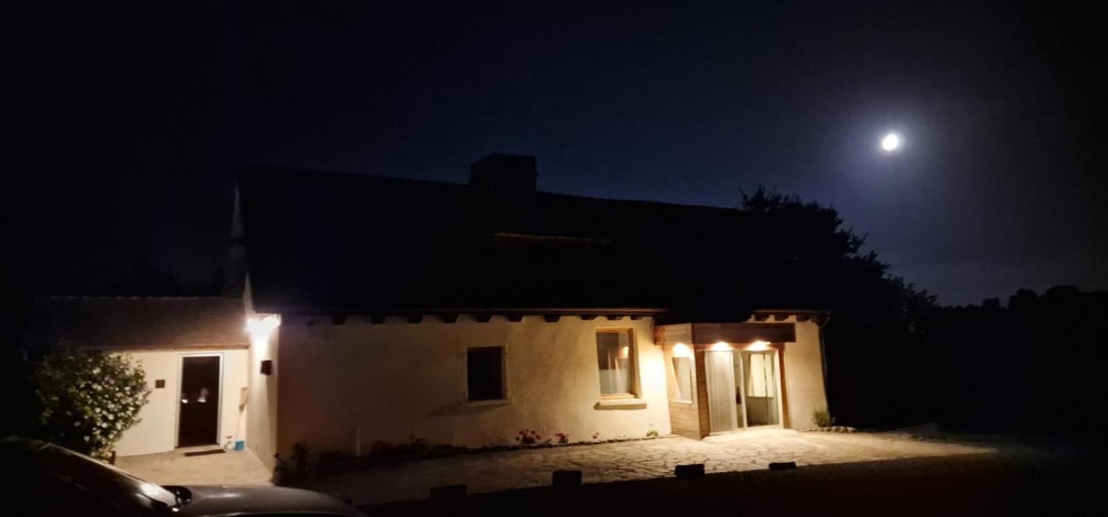 Bed and Breakfast Veyrinas 43 Saint-Yrieix-la-Perche Exterior foto